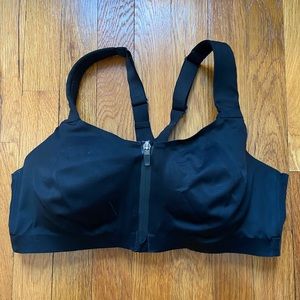 Victoria’s Secret Incredible Knockout Ultra Max Sports Bra 38D black
